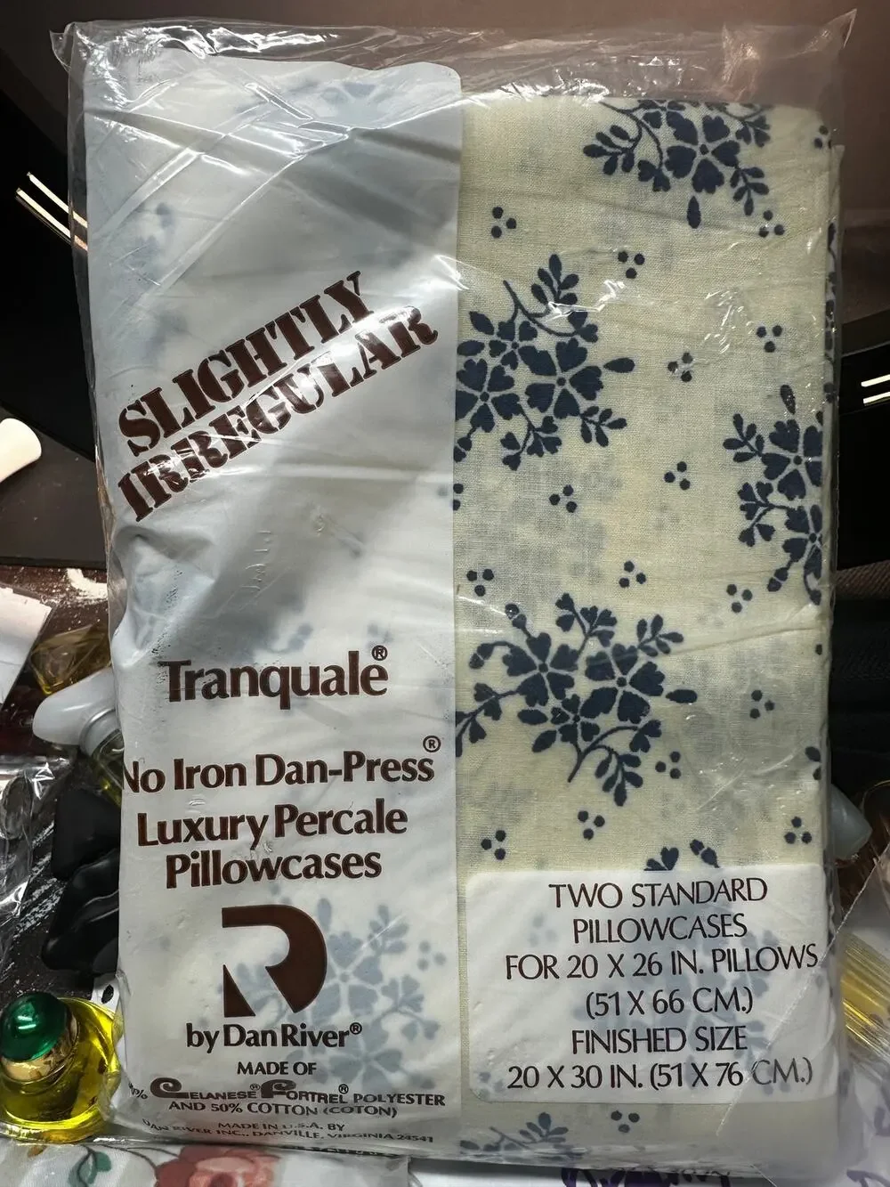 VTG Dan River 2 Standard Percale Pillowcases Tranquale Slightly Irregular